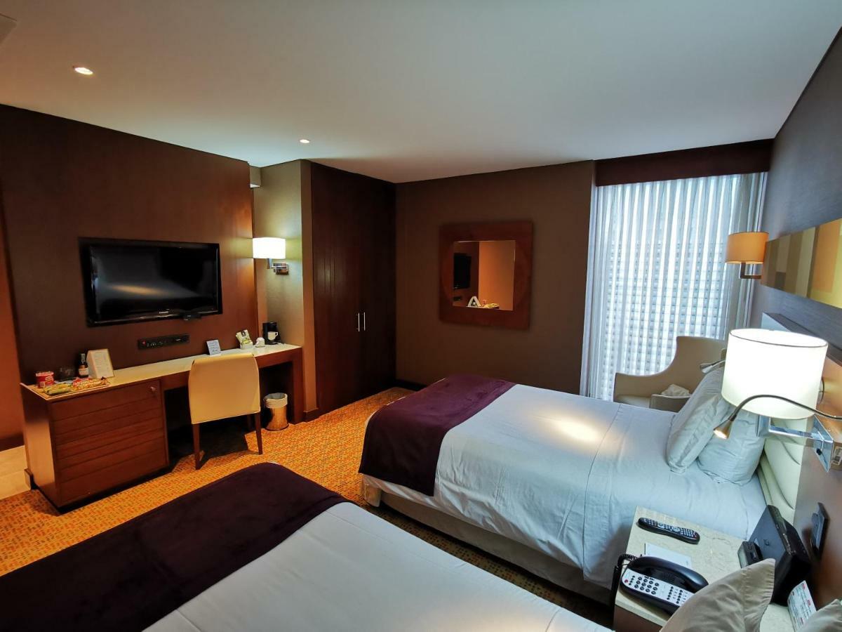 Mercure Bogota Calle 100 Exterior photo